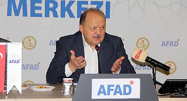 Vali Dallı'dan ormanlık alanlara sigara izmariti, cam şişe gibi benzeri malzemeleri atanlara tepki
