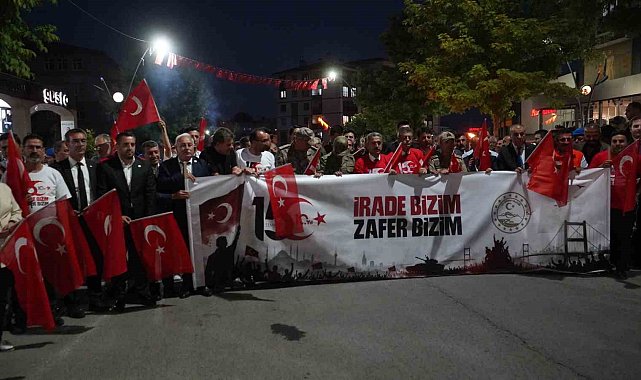 Vali Ekici: "15 Temmuz hain darbe girişimi milletin iradesiyle tarihe gömüldü"
