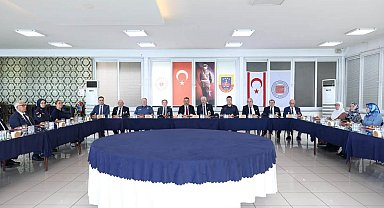 Vali Hacıbektaşoğlu, Kıbrıs gazileriyle bir araya geldi