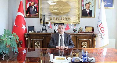 Van OSB Başkanı Memet Aslan: "Bu aziz millet küllerinden doğarak yeni bir tarih yazmıştır"