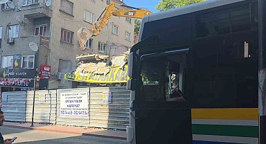 Vatandaşlardan iş yerinin yıkımında tepki