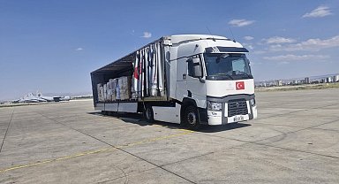 Venezuela'daki depremin ardından UMKE ekipleri tarafından 1 tır dolusu ilaç ve tıbbi sarf malzemesi bölgeye gönderildi