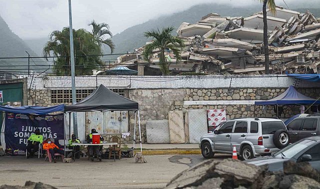 Venezuela'daki depremlerde can kaybı 4 bin 734'e yükseldi
