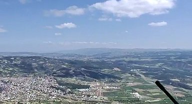 Yamaç paraşütüyle buldan semalarında uçtu
