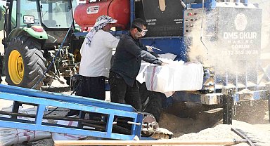 Yozgat'ta saman mesaisi: Tozun içinde ekmek mücadelesi