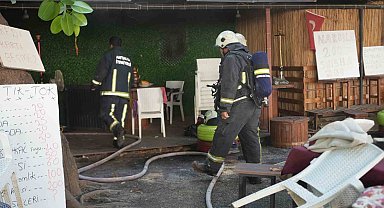 Zabıtanın yer işgali uyarısına kızdı, dükkanını ateşe verdi