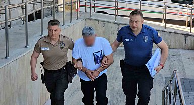 Zonguldak'ta kadın sürücüyü dikiz aynasıyla darp eden sürücü adliyeye sevk edildi